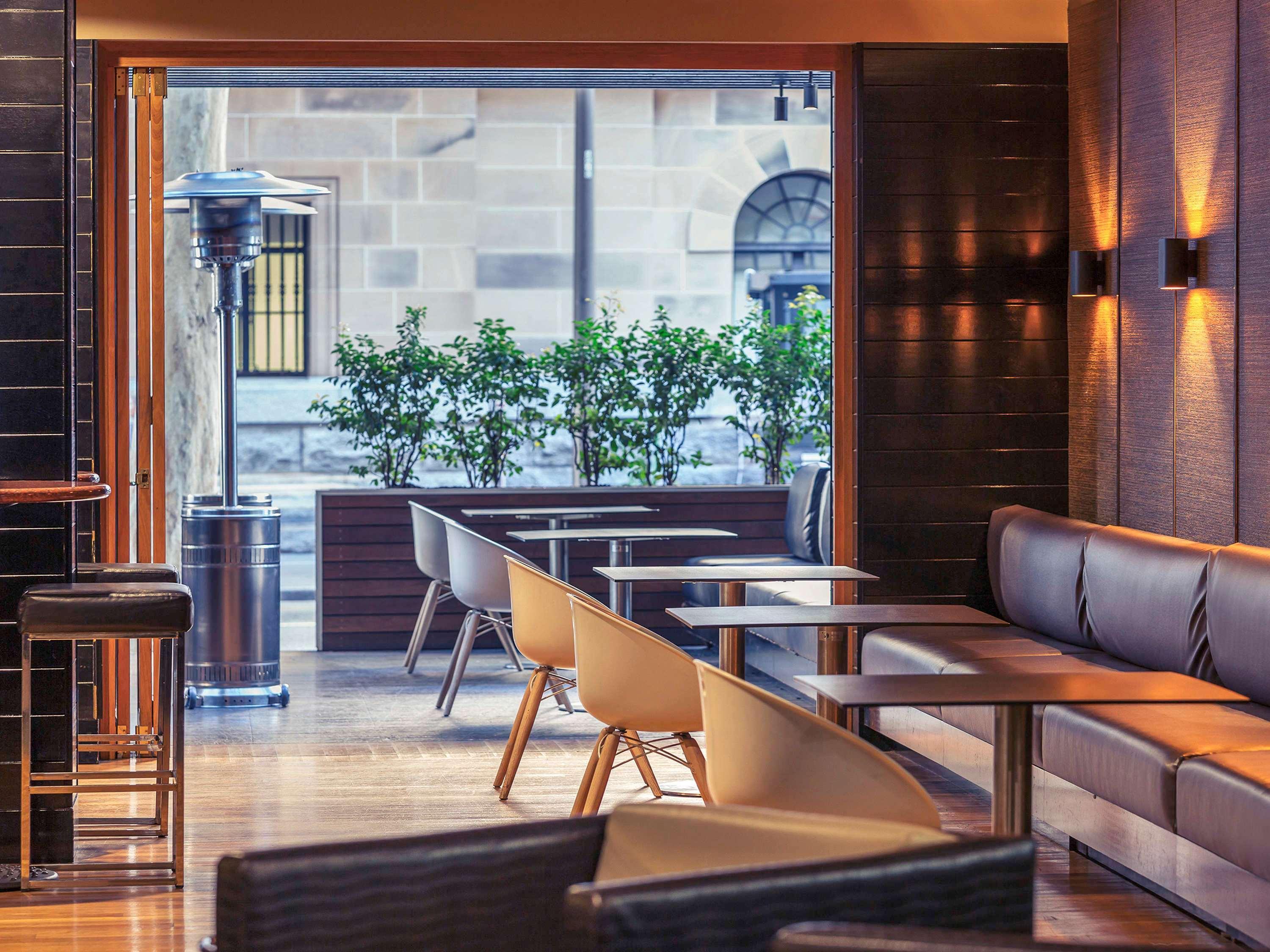 Mercure Brisbane King George Square Экстерьер фото